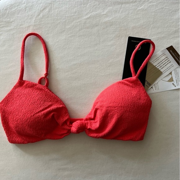 Vix by Paula Hermanny Firenze Erin Knot Top in Coral - Picture 7 of 16